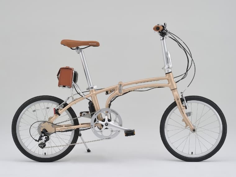 気軽にポタリングを楽しめる電動アシスト自転車「DE01」。